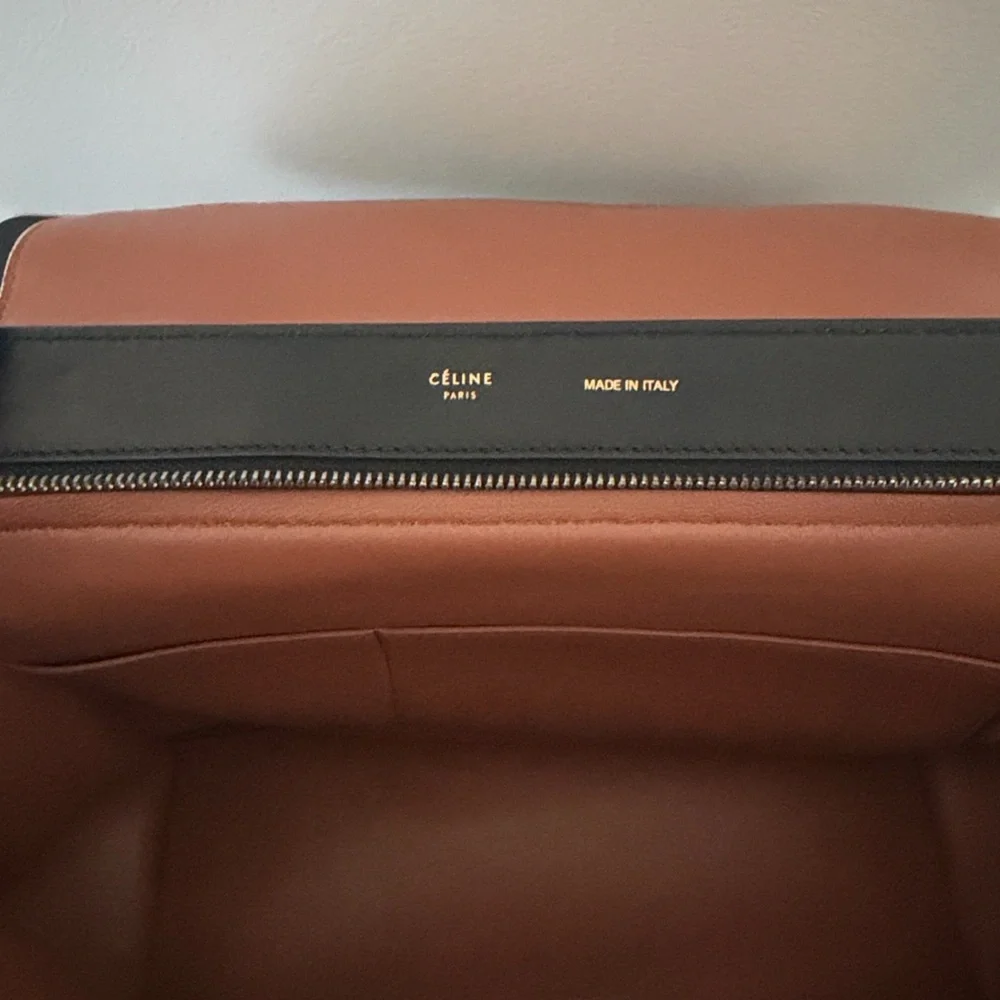 Celine Large Trapeze Tote - Picture 2 of 4